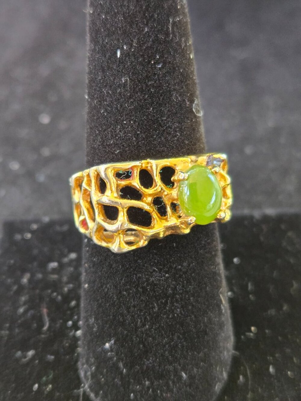 Vintage Brutalist Style Stamped "18KT HGE" Jade & Gold Tone Ring